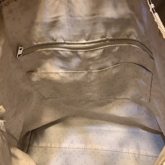 Thirty-One Around Town Tote - Picture 5 of 7